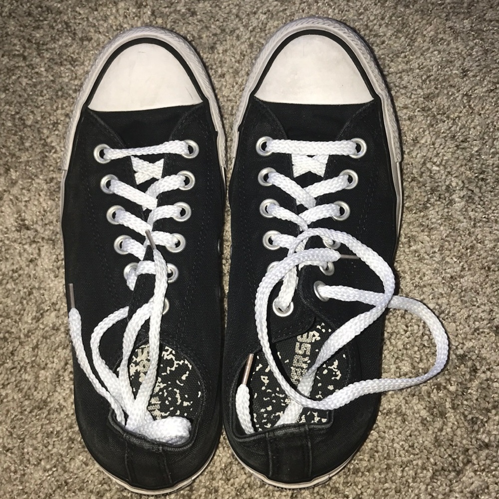 black converse